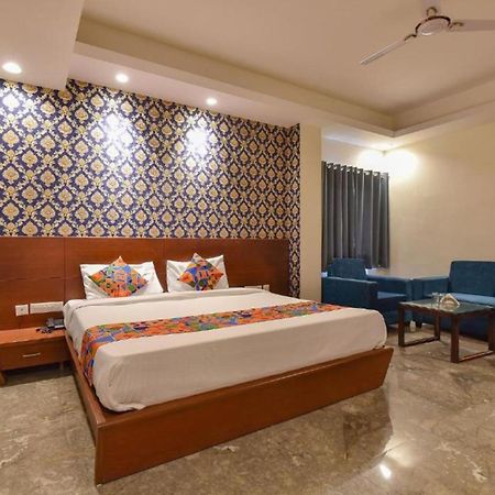 Wind Palace Hotel Jaipur Extérieur photo