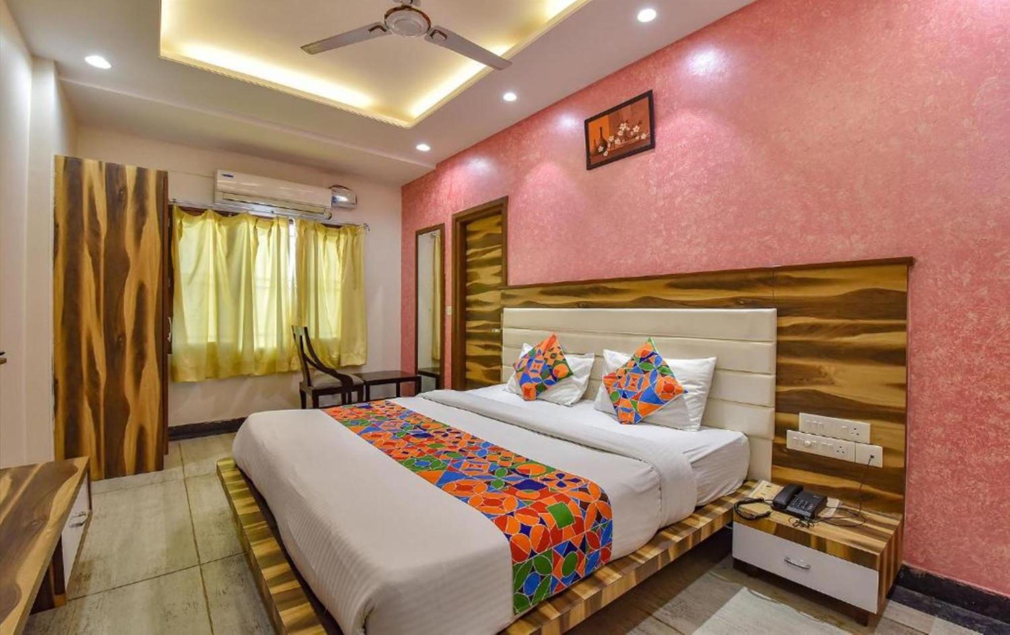 Wind Palace Hotel Jaipur Extérieur photo